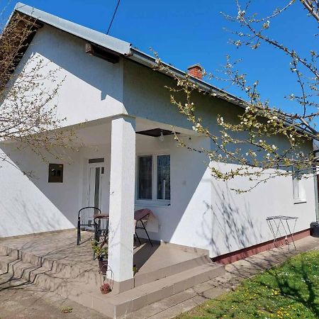 Apartman Dijelovi Bijeljina Dış mekan fotoğraf